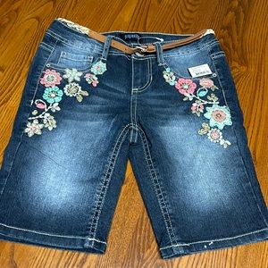 Girls Embroidered Jean shorts Squeeze 8